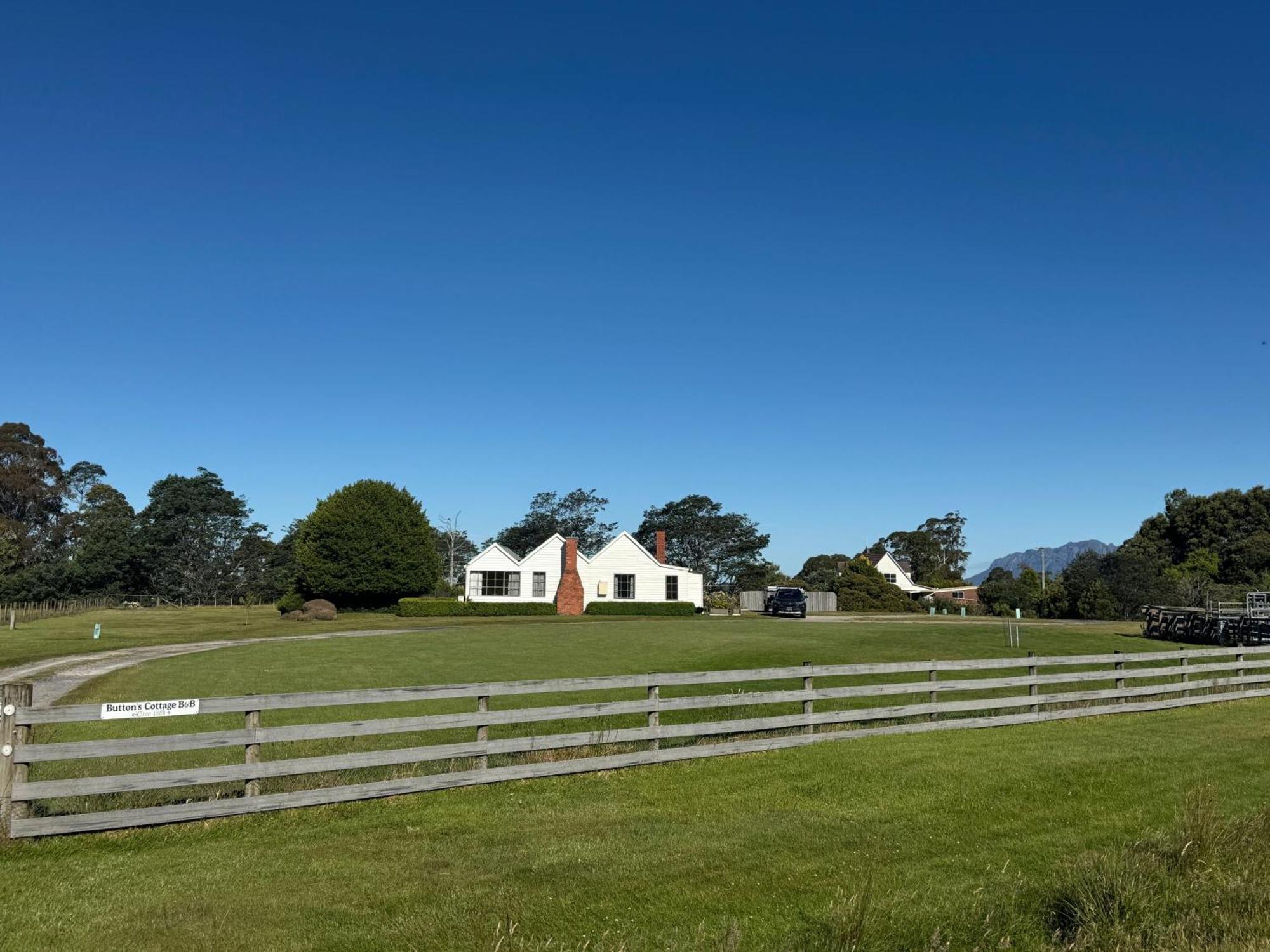 Buttons Cottage Under The Milky Way Holiday home Nietta